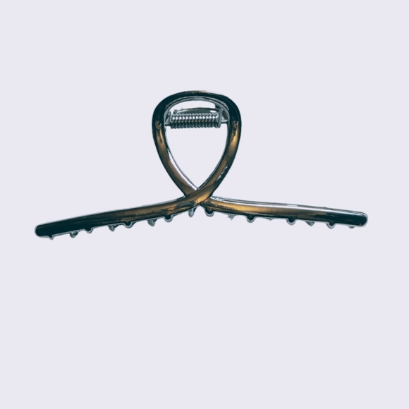 🍁 3/$15 Metal Claw Hair Clip - Picture 3 of 5